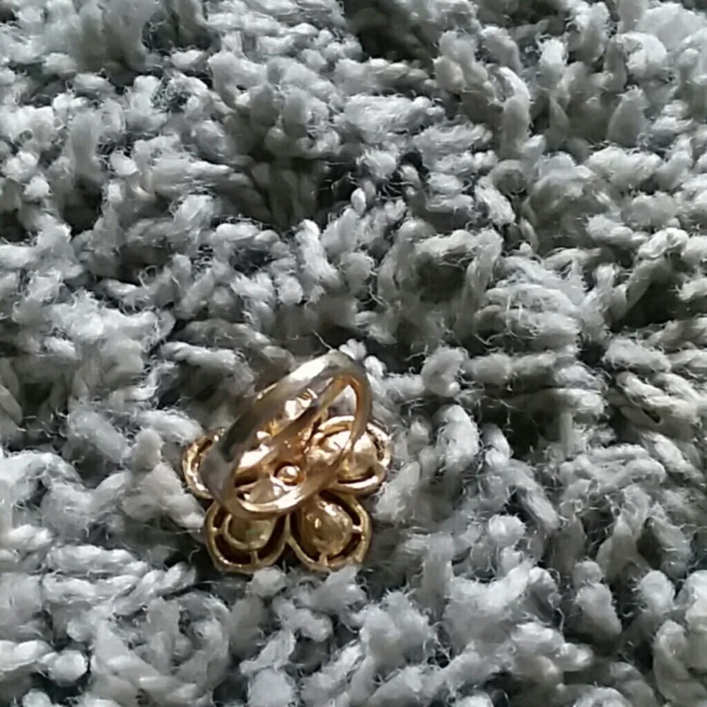 Fashion ring